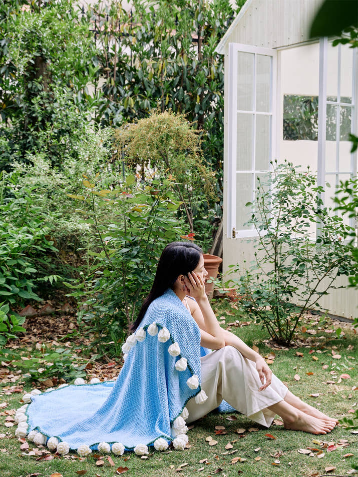 Lè Bouquet Blanket