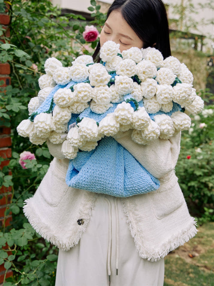 Lè Bouquet Blanket