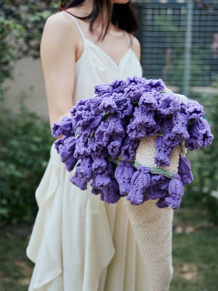 Lè Bouquet Blanket